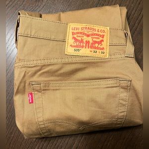 Levi 505. Jeans